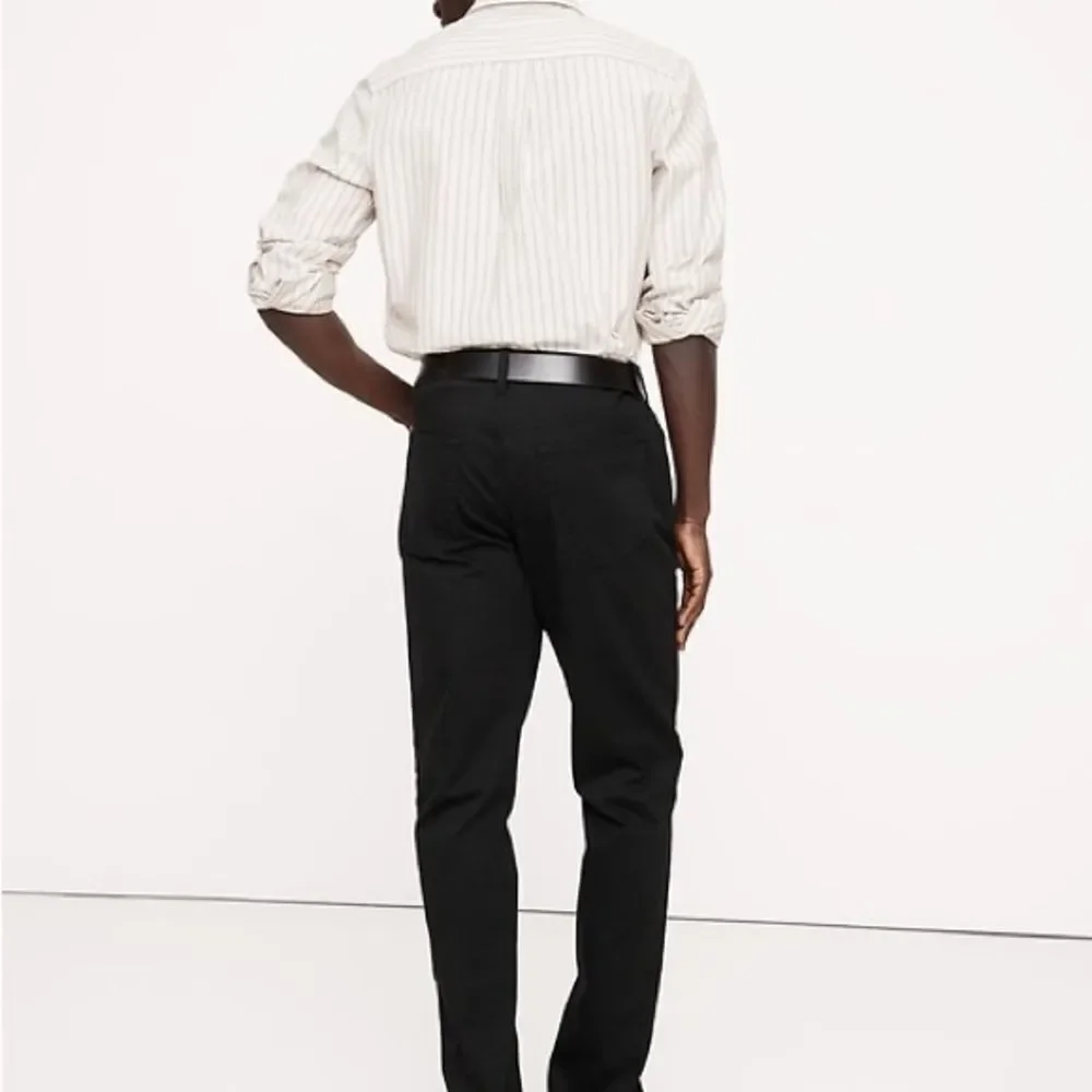 Banana Republic Men's Jet Black slim fil travelerJeans